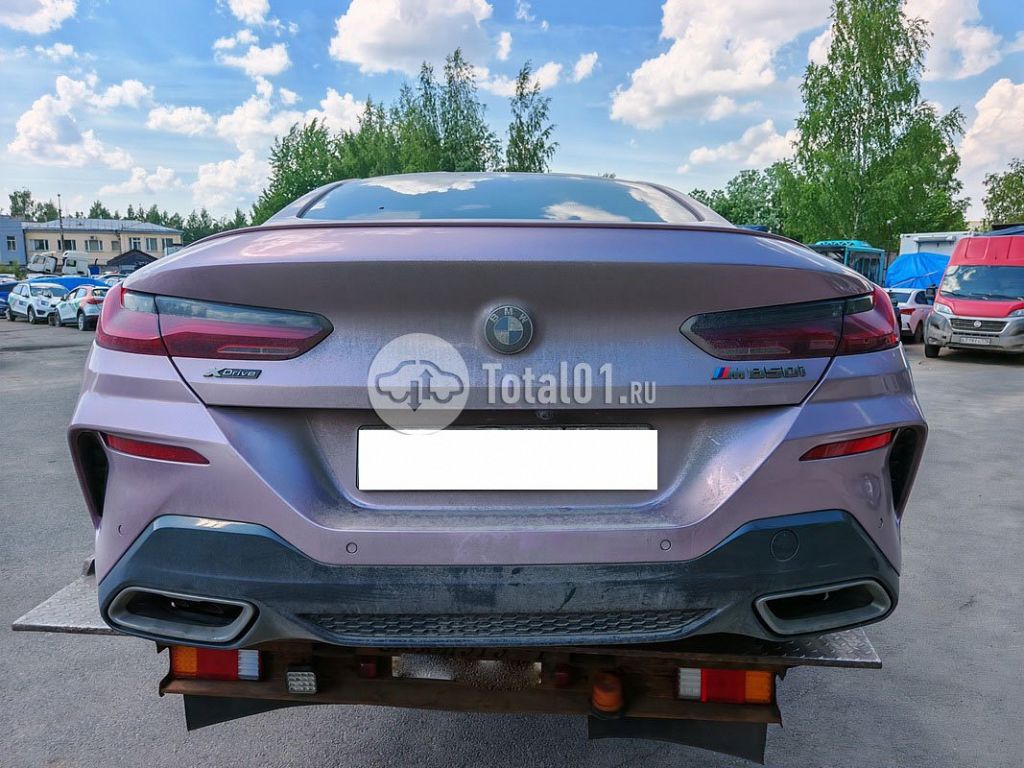 Фото BMW 8 серия 90