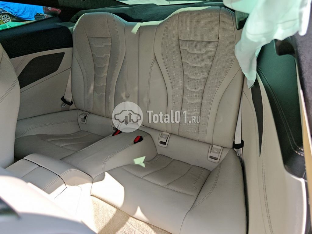 Фото BMW 8 серия 114