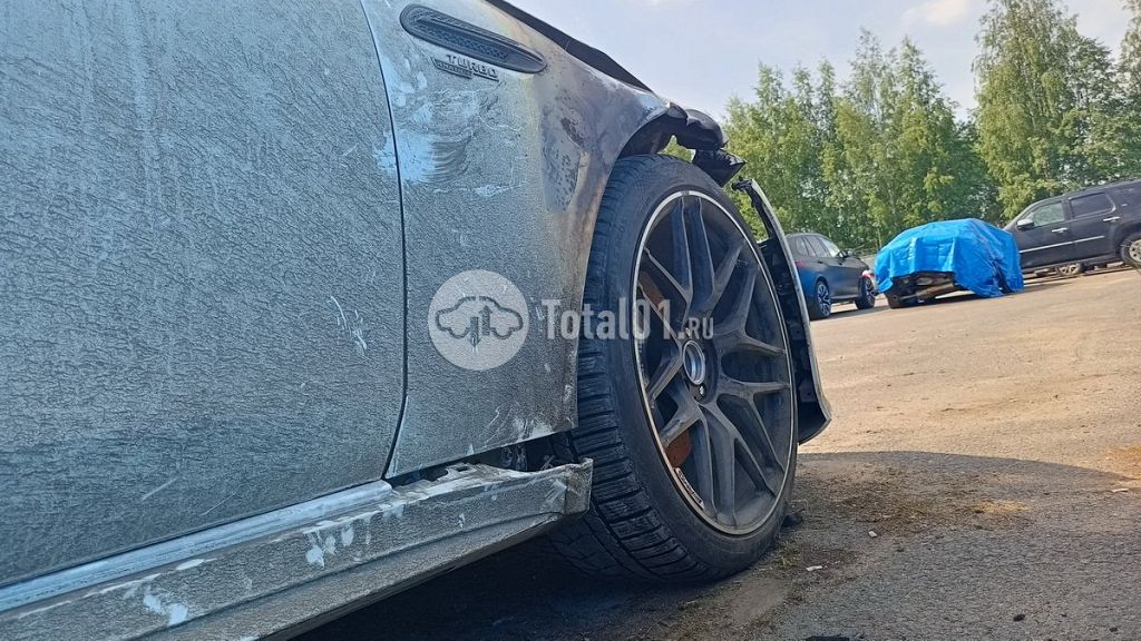 Фото Mercedes-Benz GT-Class AMG 40