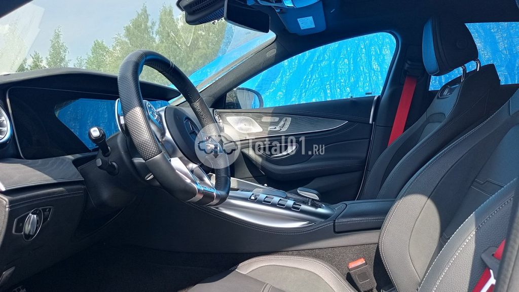 Фото Mercedes-Benz GT-Class AMG 66