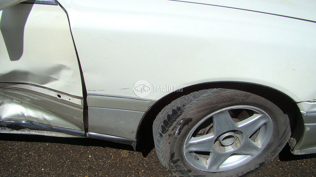 Фото Toyota Crown 12