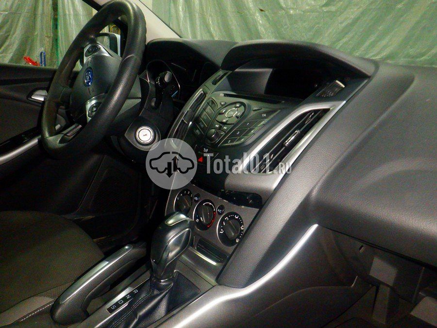 Фото Ford Focus 26