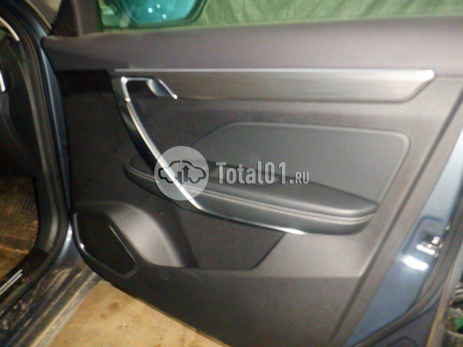 Фото Belgee X70 20