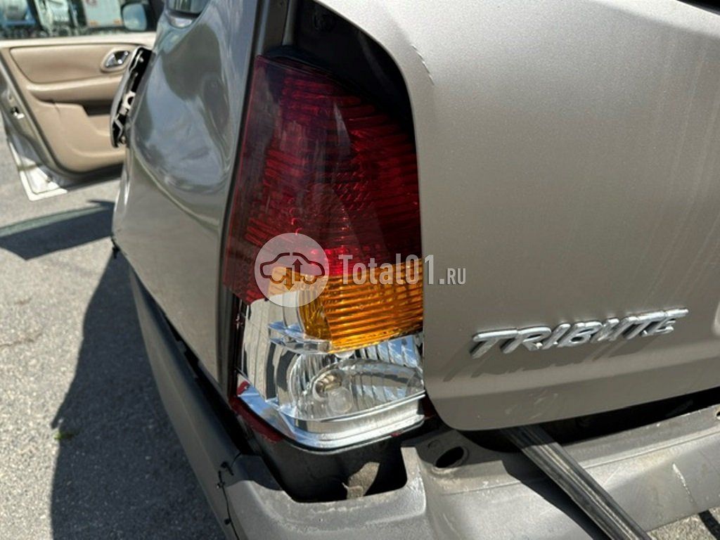 Фото Mazda Tribute 14