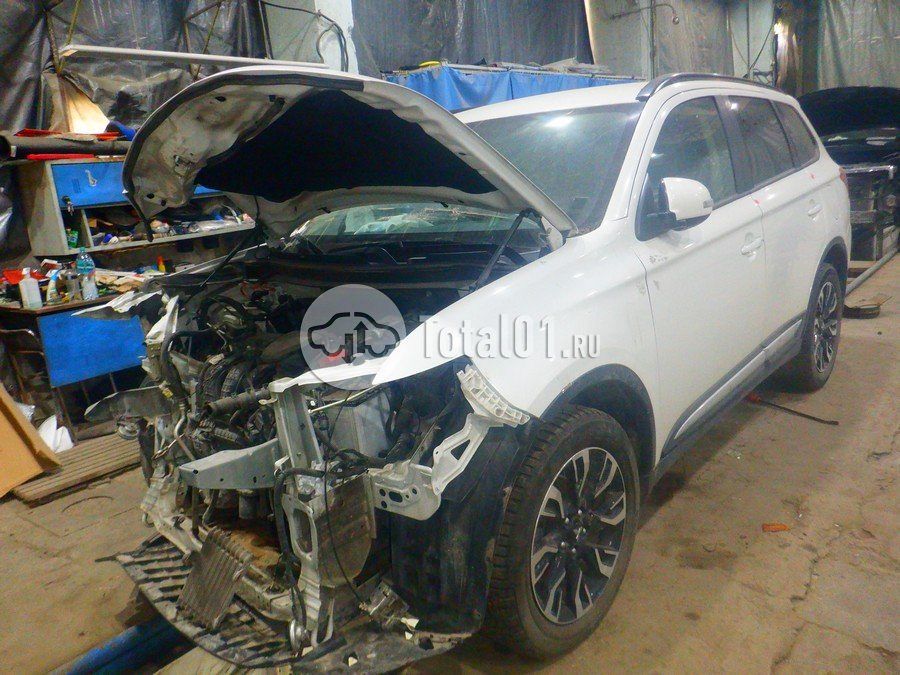 Фото Mitsubishi Outlander 8