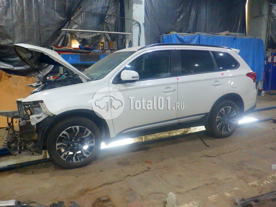 Фото Mitsubishi Outlander 10