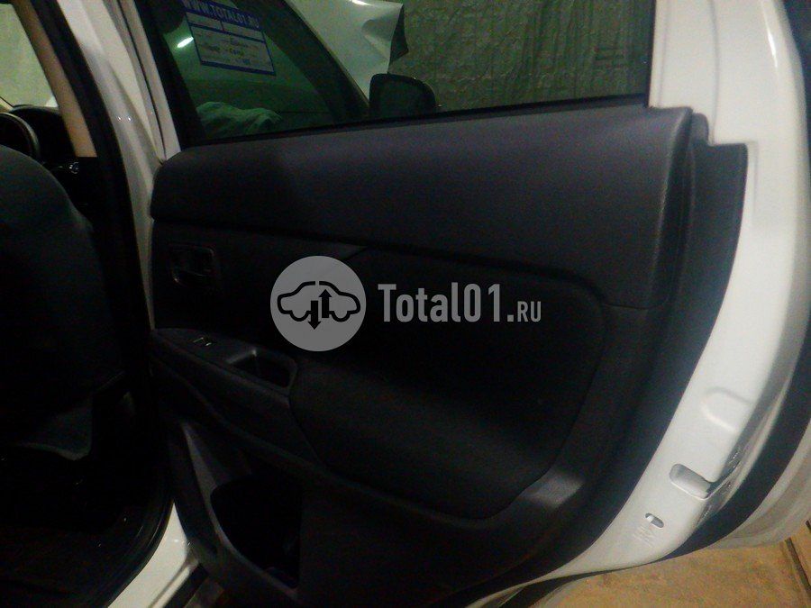 Фото Mitsubishi Outlander 22