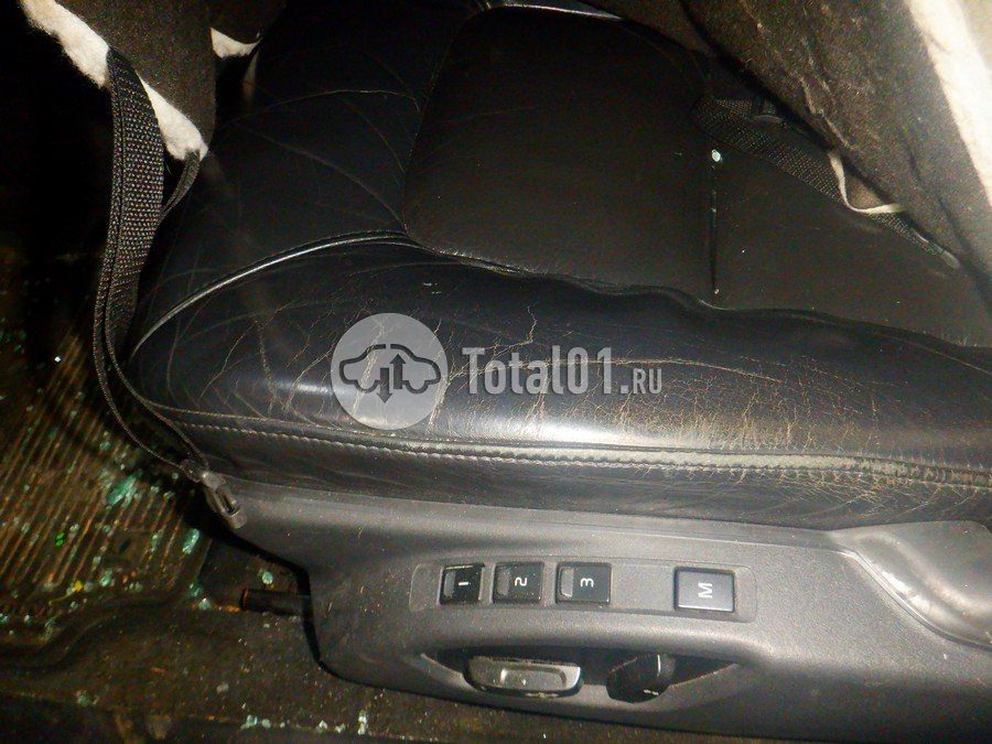 Фото Volvo S80 86
