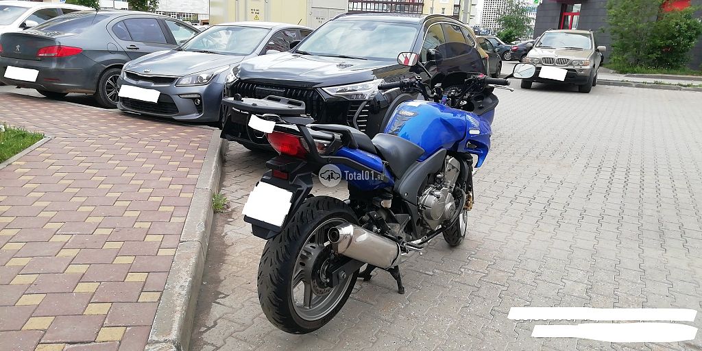 Фото Honda CBR600F 8