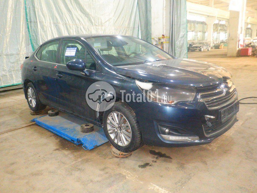 Фото Citroen C4 6