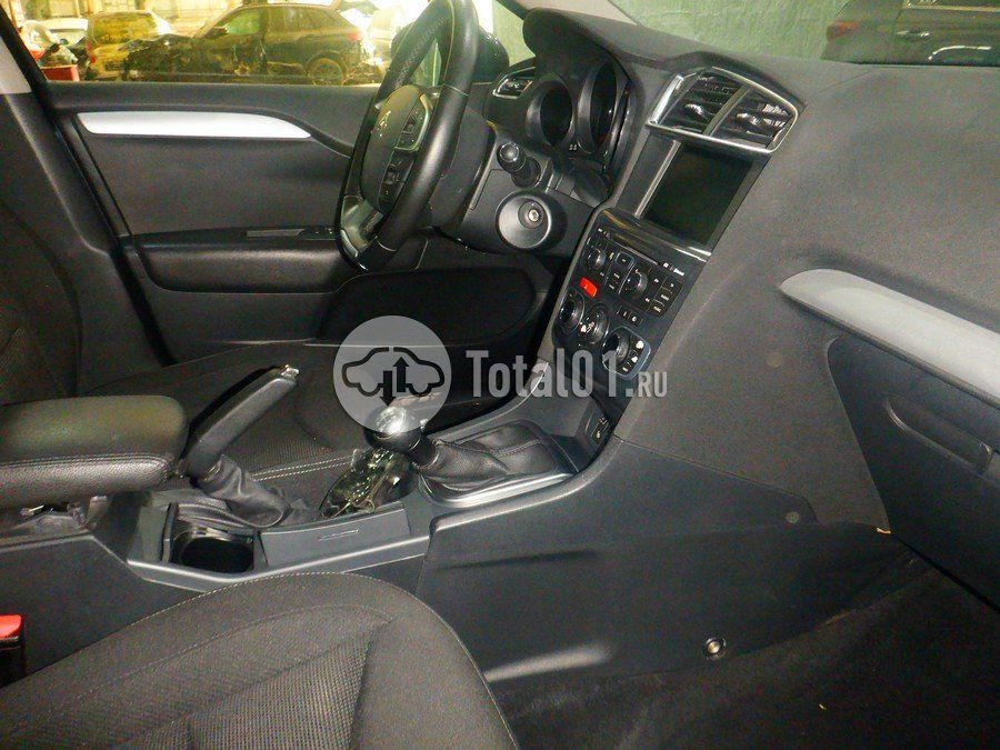 Фото Citroen C4 24