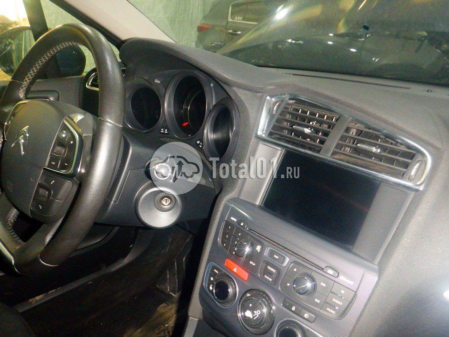 Фото Citroen C4 26