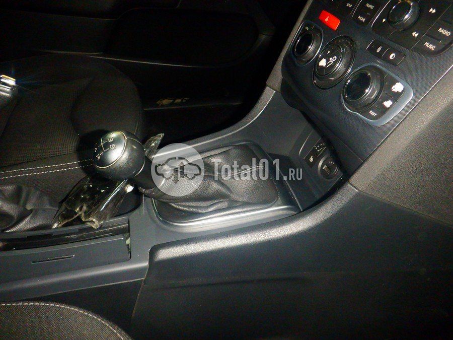 Фото Citroen C4 28