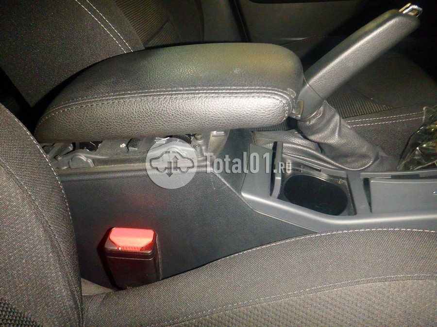 Фото Citroen C4 38