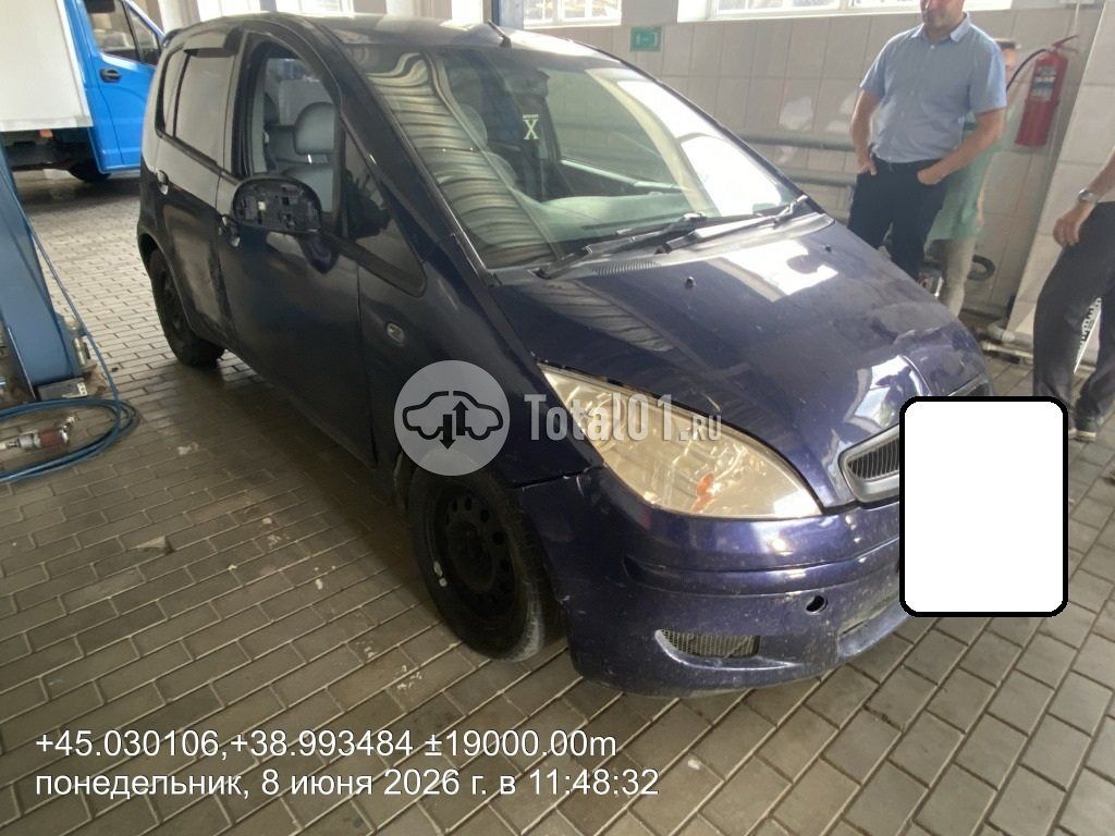 Фото Mitsubishi Colt 2