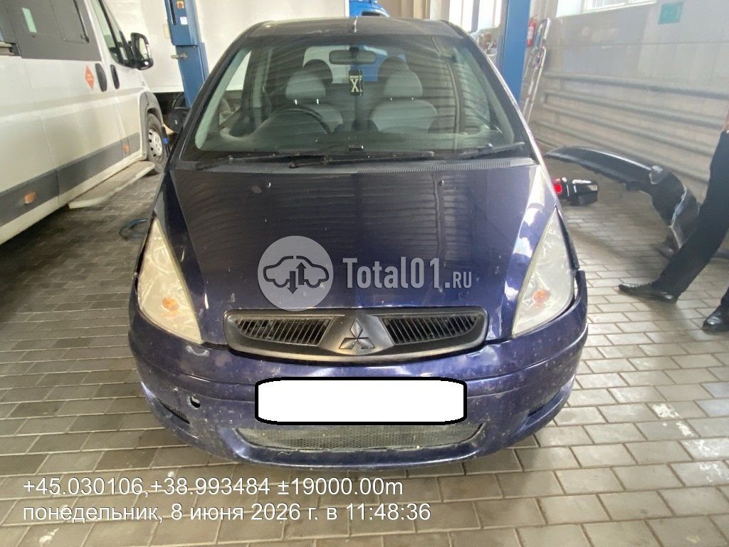 Фото Mitsubishi Colt 4