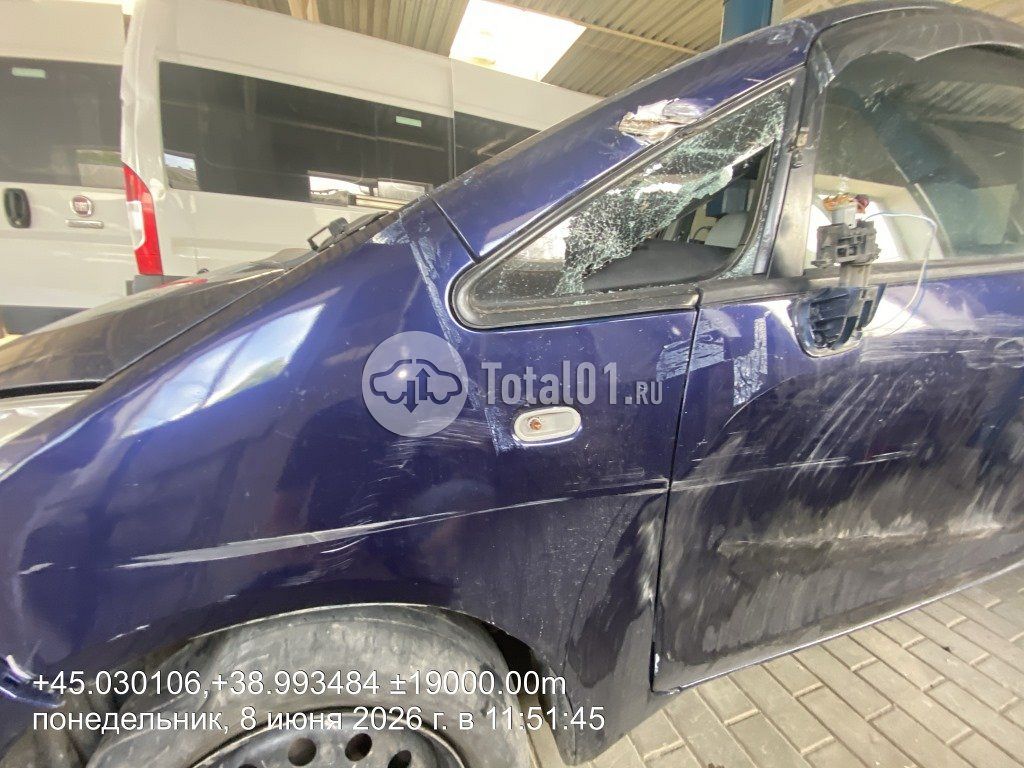 Фото Mitsubishi Colt 34