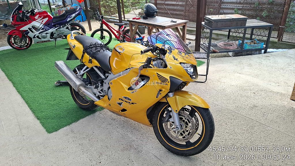Фото Honda CBR600F 10