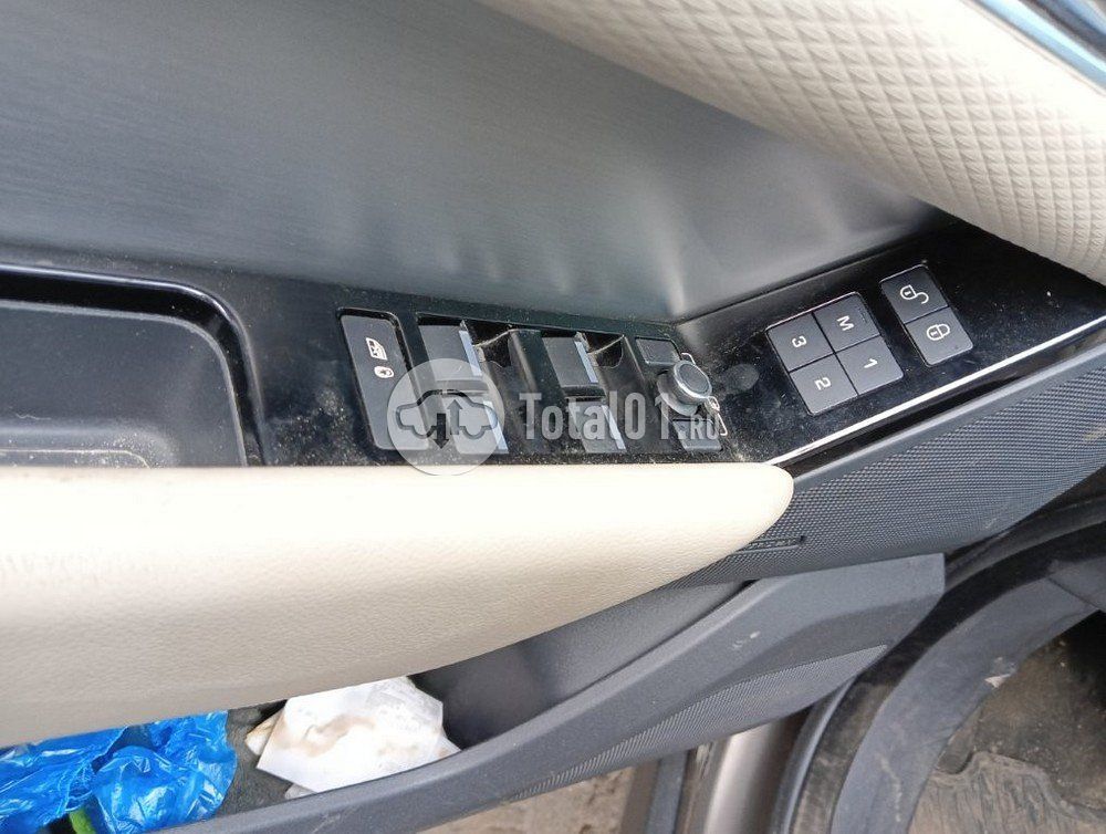 Фото Land Rover Range Rover Velar 100