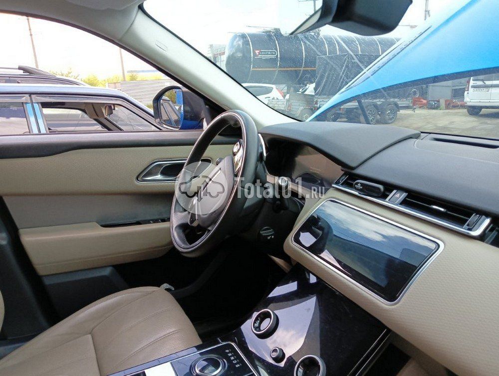 Фото Land Rover Range Rover Velar 200