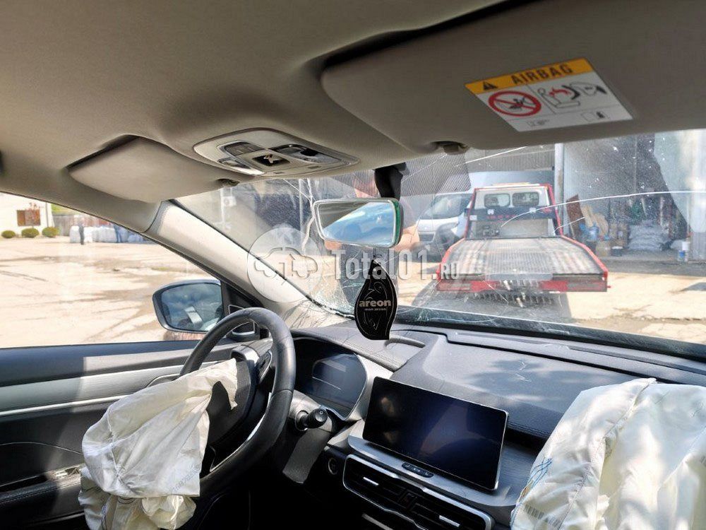 Фото Geely Coolray 66