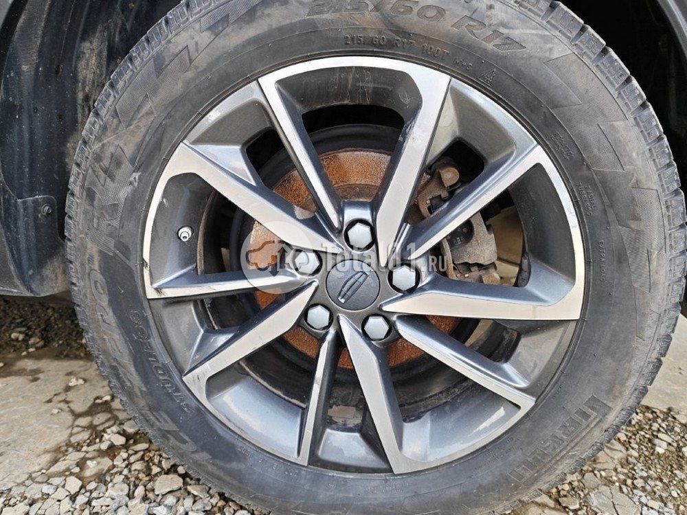 Фото Geely Coolray 98