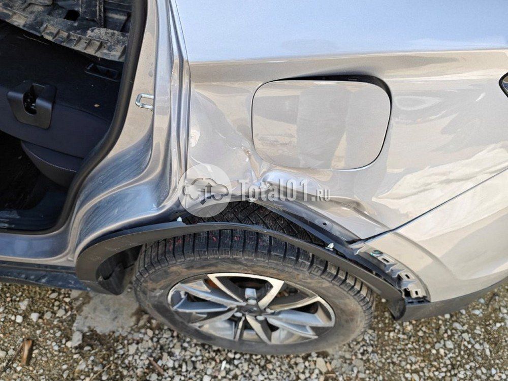 Фото Geely Coolray 100