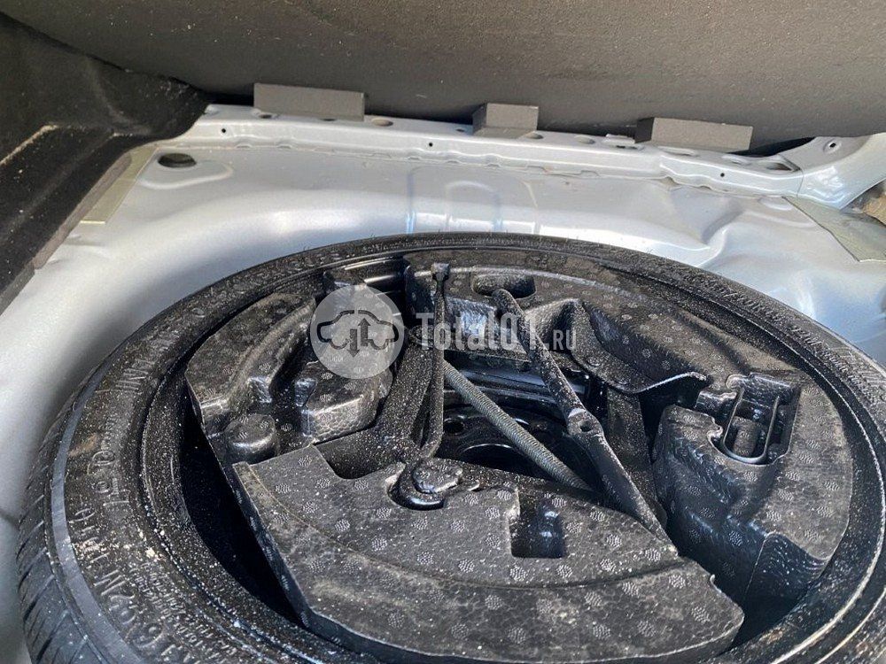 Фото Geely Emgrand 12