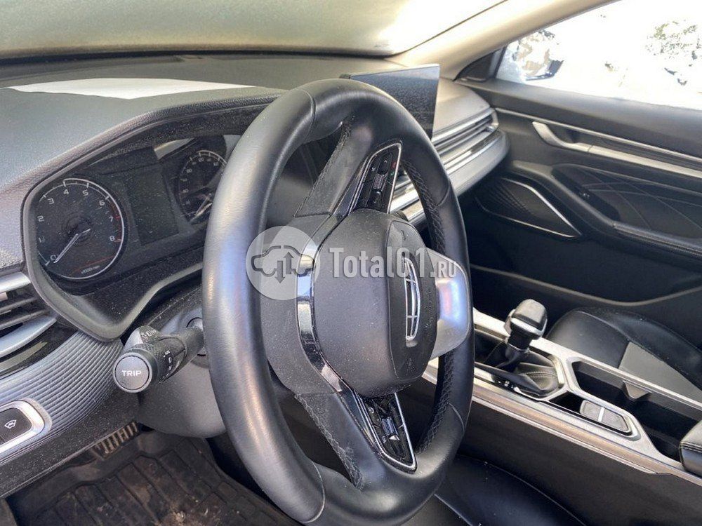 Фото Geely Emgrand 68