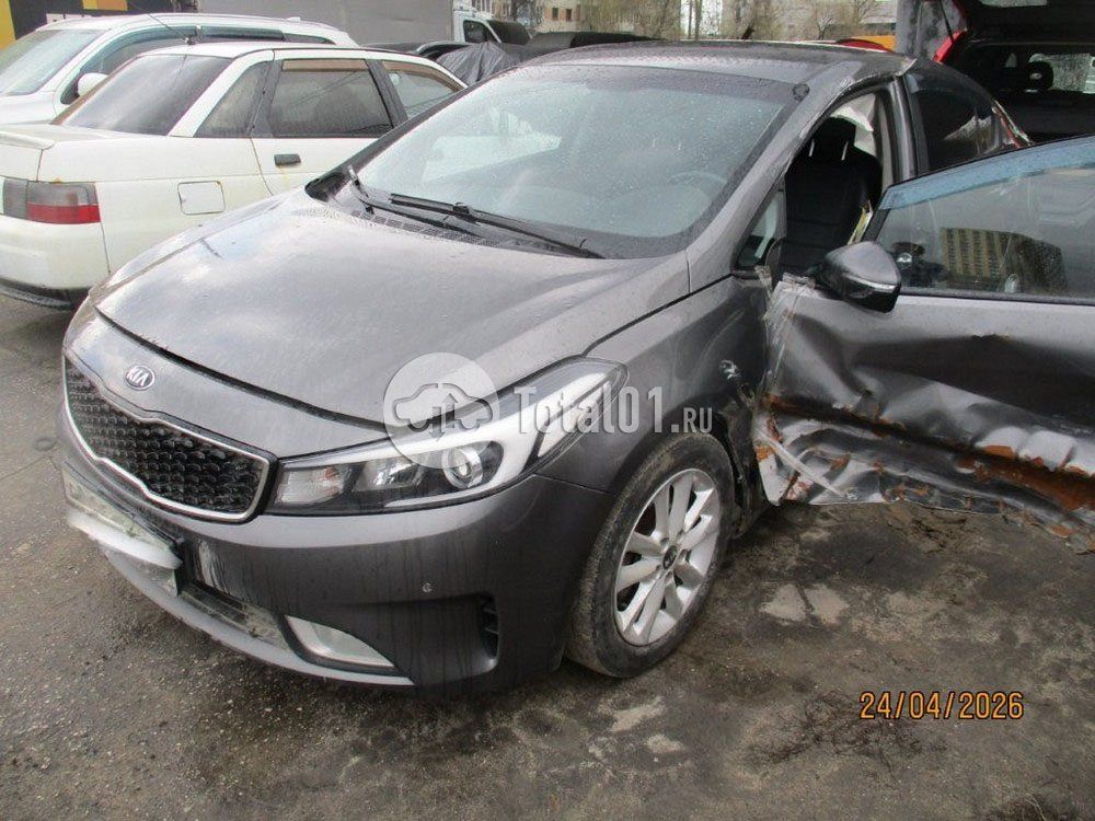 Фото KIA Cerato 12