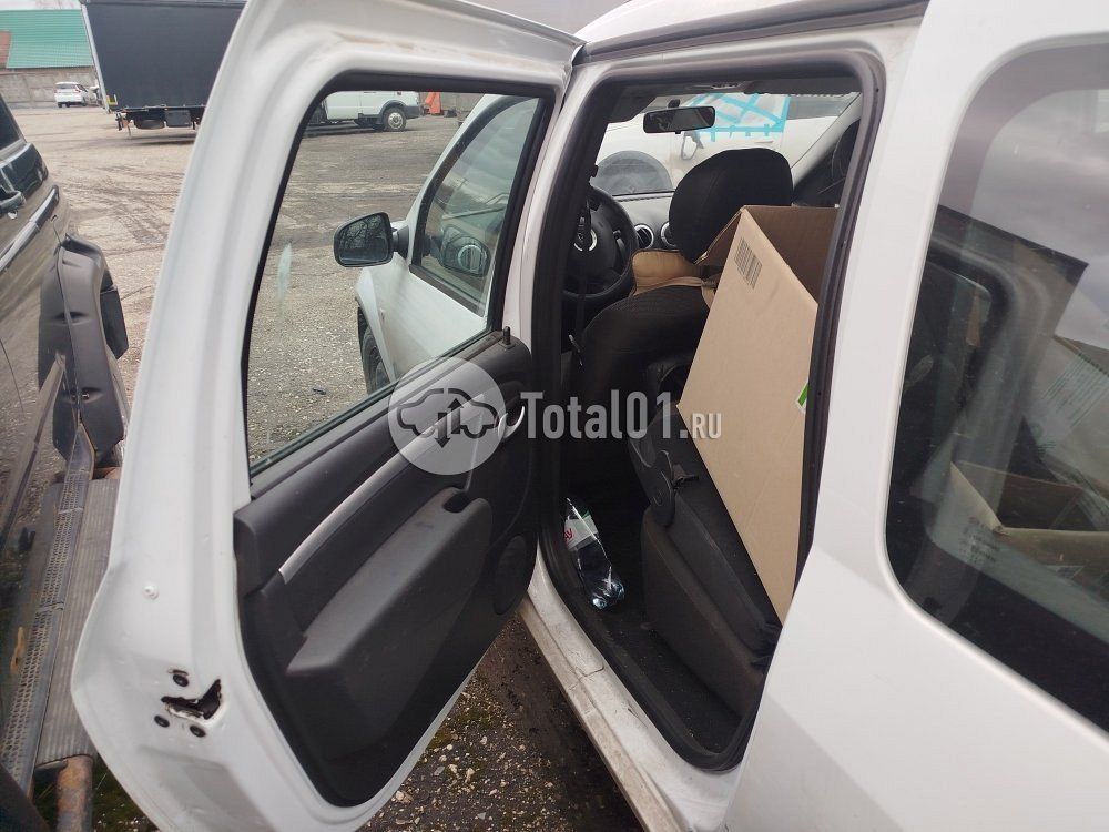 Фото ВАЗ (LADA) Largus 40