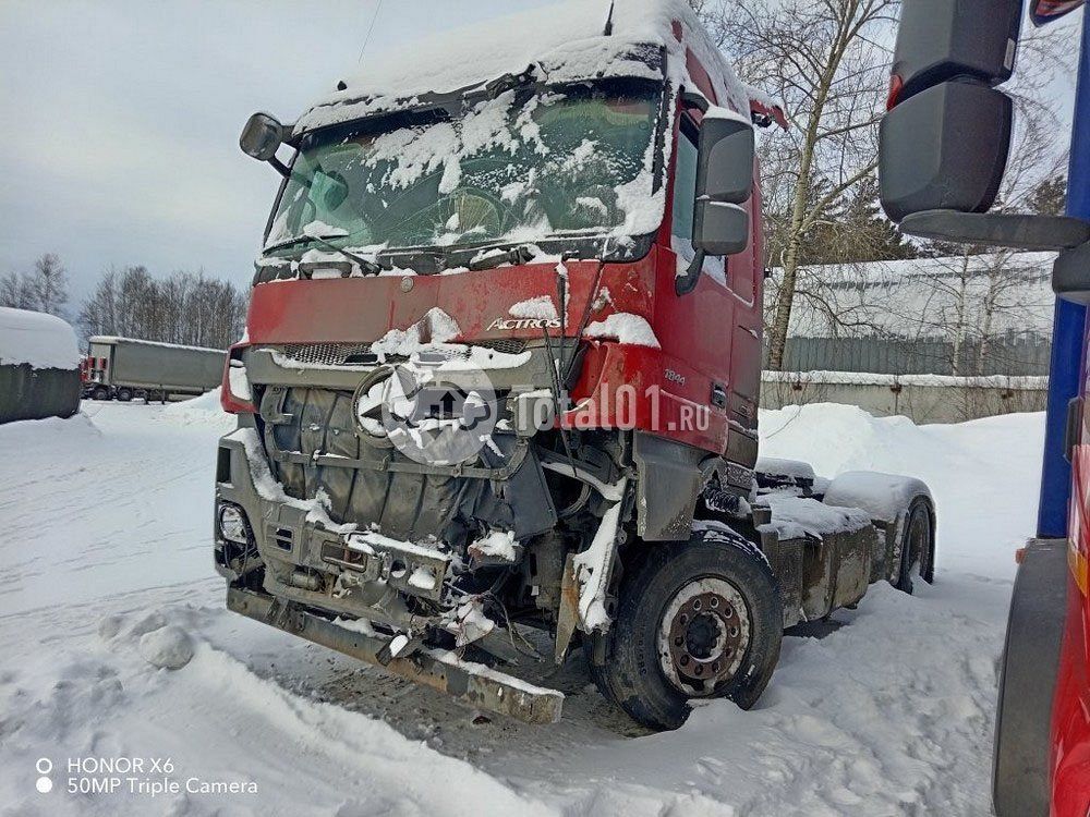 Фото Mercedes-Benz Actros 6