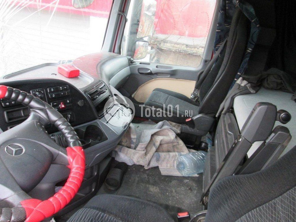 Фото Mercedes-Benz Actros 112