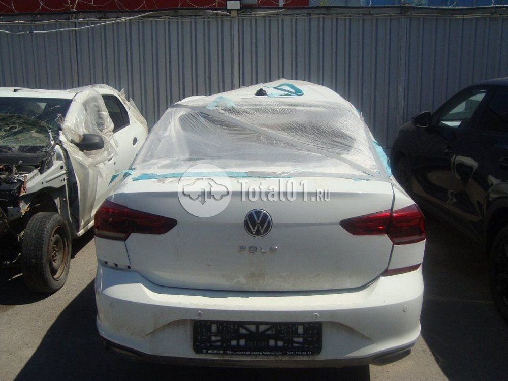 Фото Volkswagen Polo 8