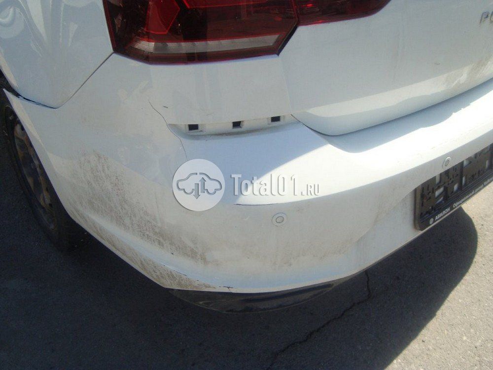 Фото Volkswagen Polo 14