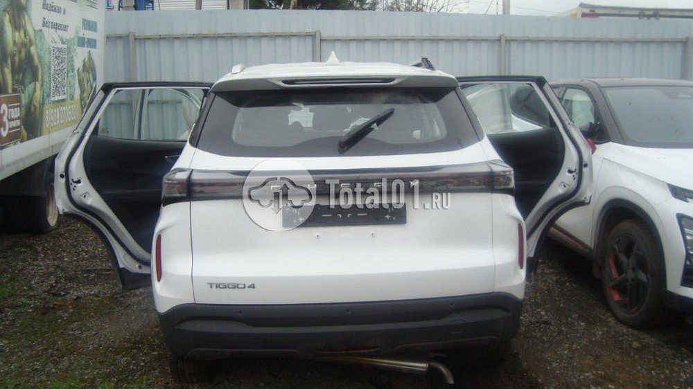 Фото Chery Tiggo 4 12
