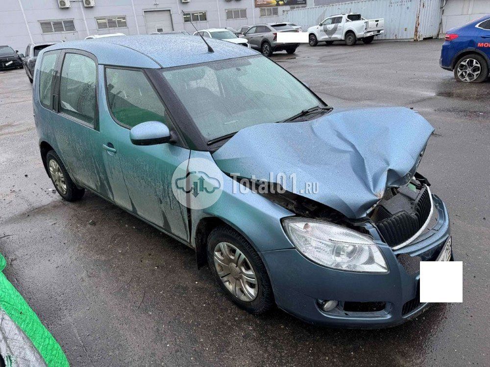 Фото Skoda Roomster 2