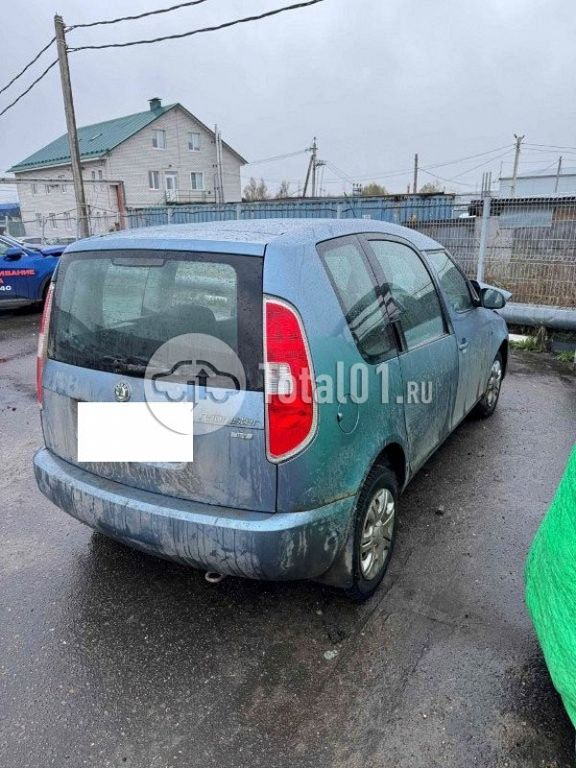 Фото Skoda Roomster 12