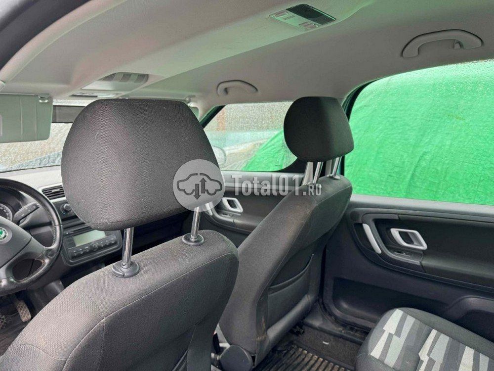 Фото Skoda Roomster 84