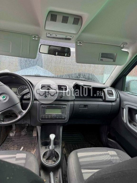 Фото Skoda Roomster 90