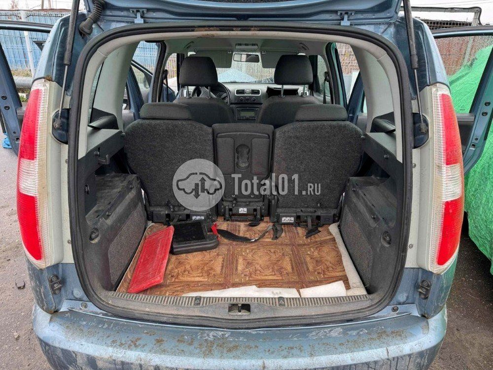 Фото Skoda Roomster 98