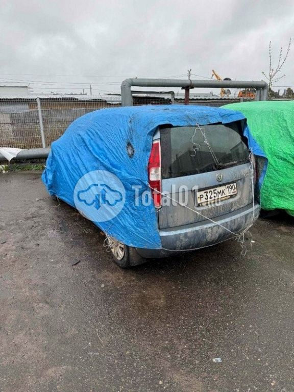 Фото Skoda Roomster 126