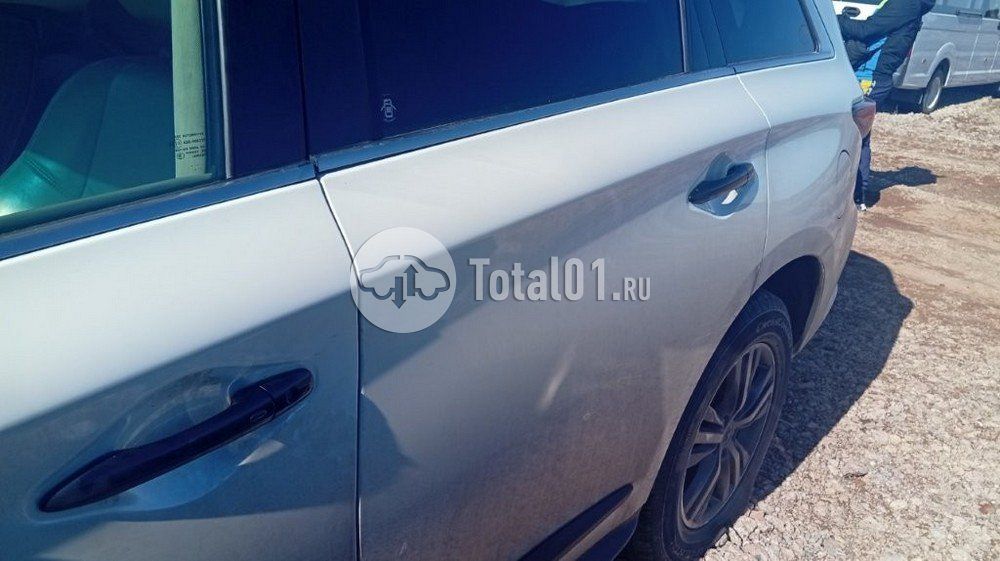 Фото Infiniti QX60 30