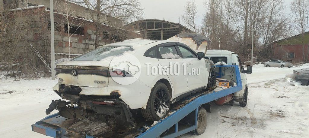 Фото Changan UNI-V 6