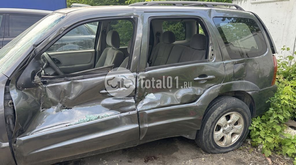 Фото Mazda Tribute 14
