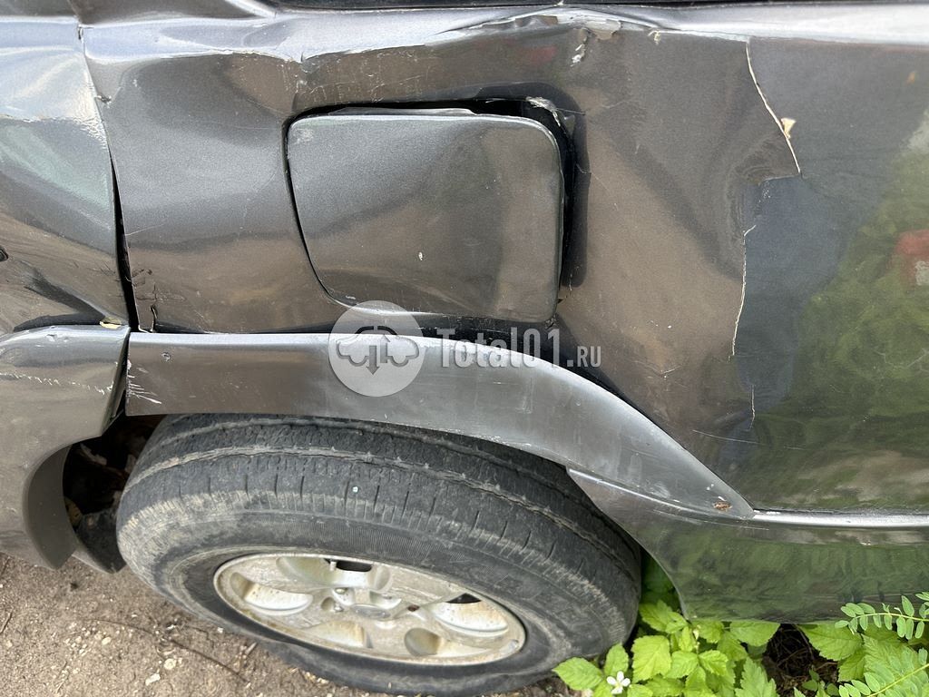 Фото Mazda Tribute 16