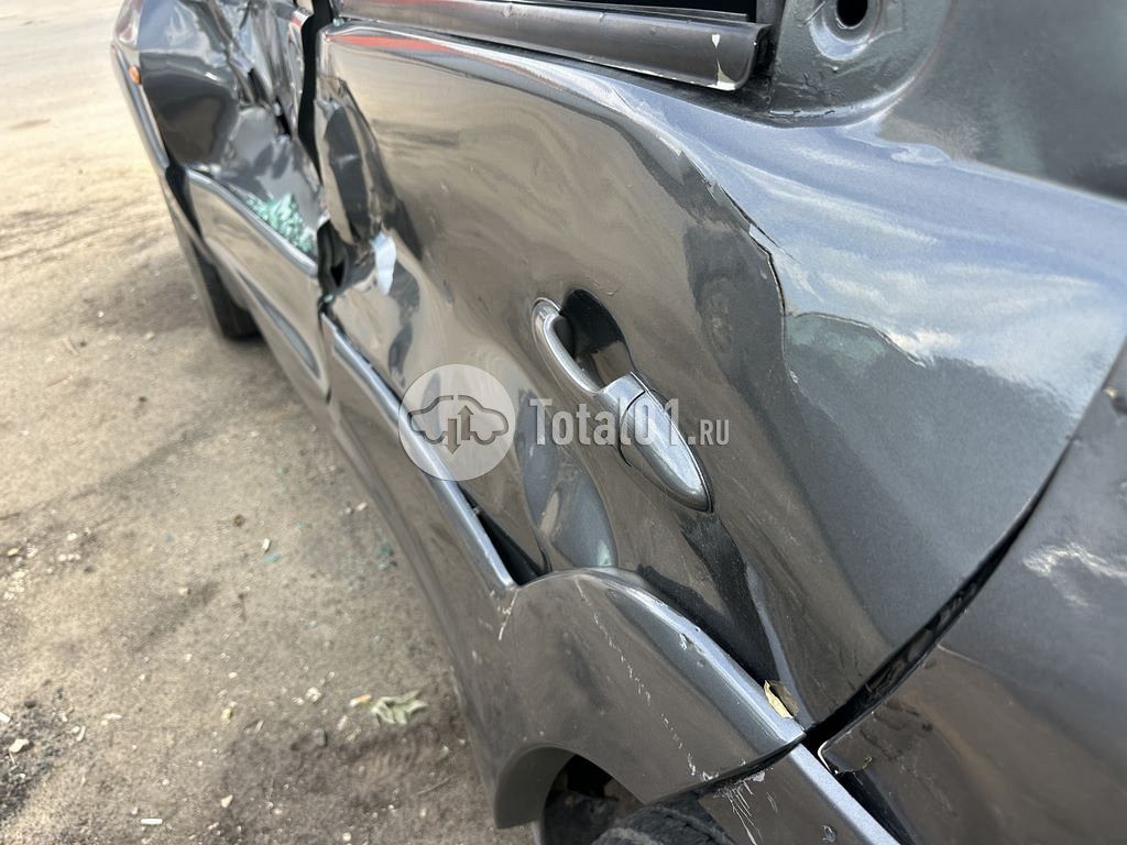 Фото Mazda Tribute 18