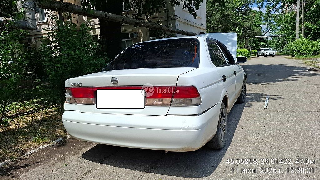 Фото Nissan Sunny 30