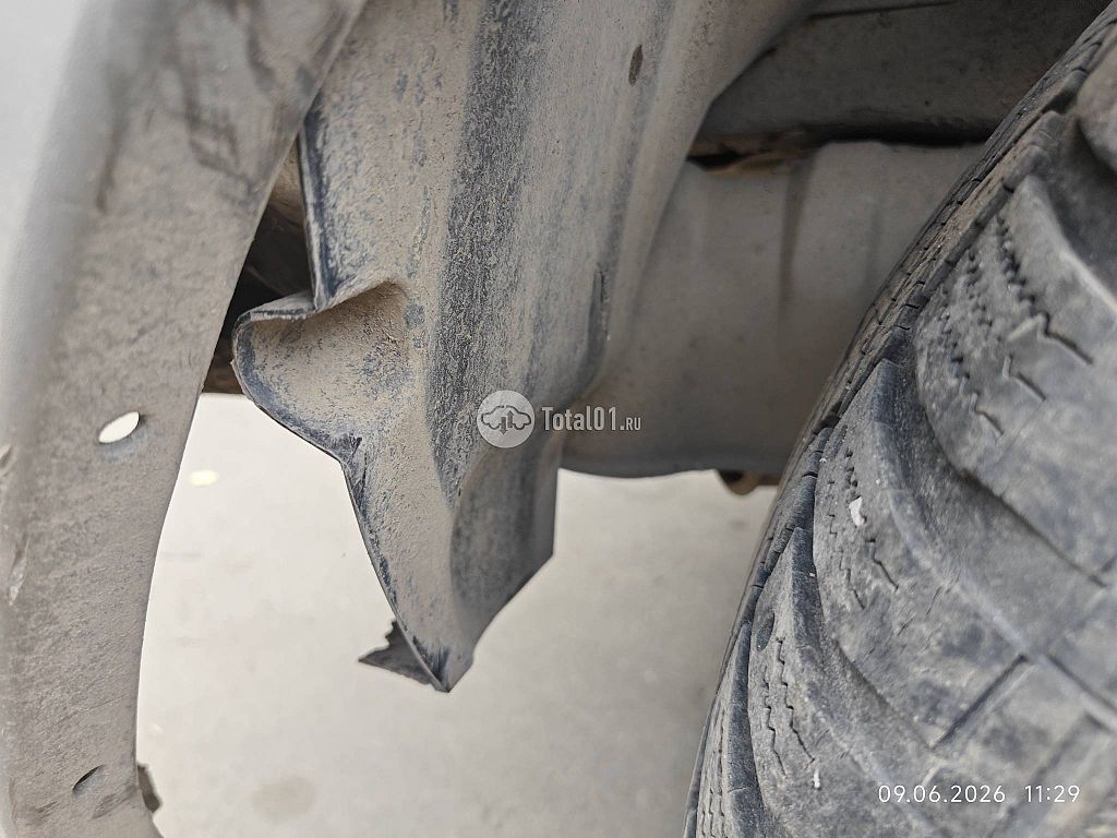 Фото Mazda Tribute 38