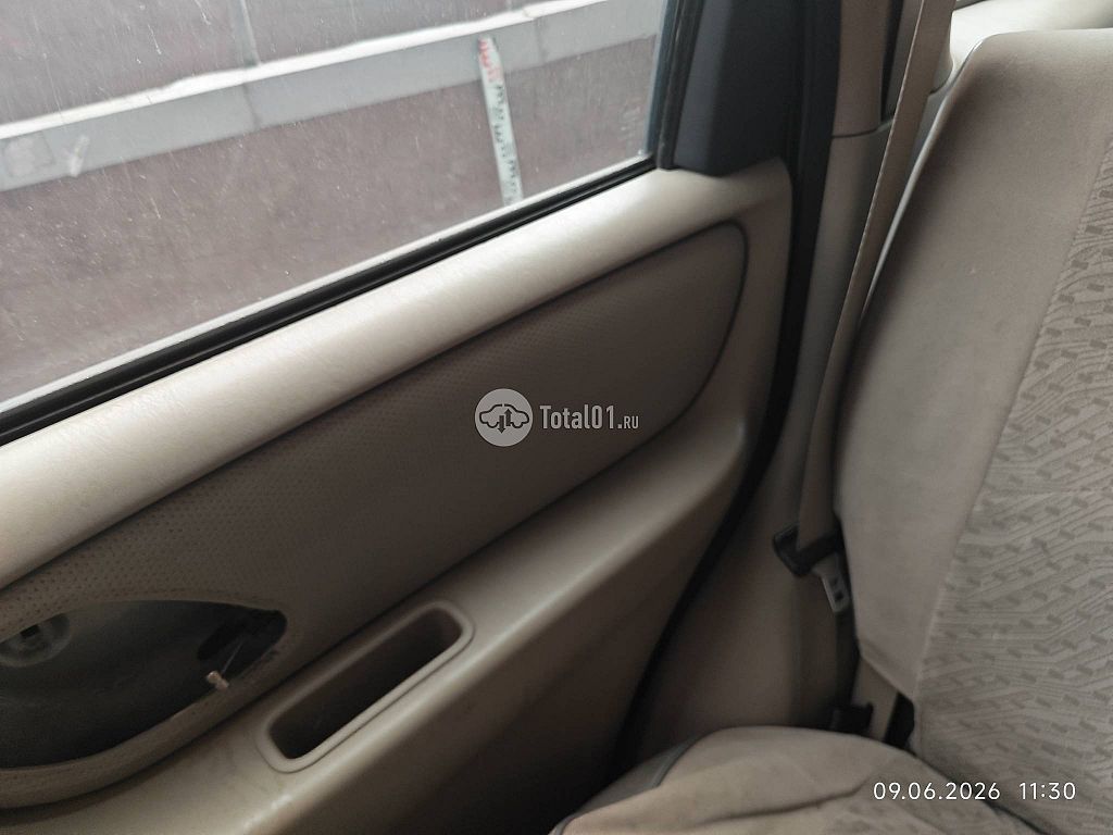 Фото Mazda Tribute 42